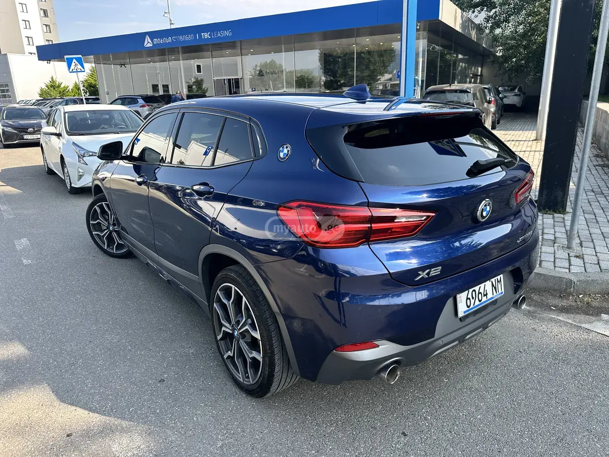 نمای دیگر BMW xDrive28i 4dr All-Wheel Drive  2020
