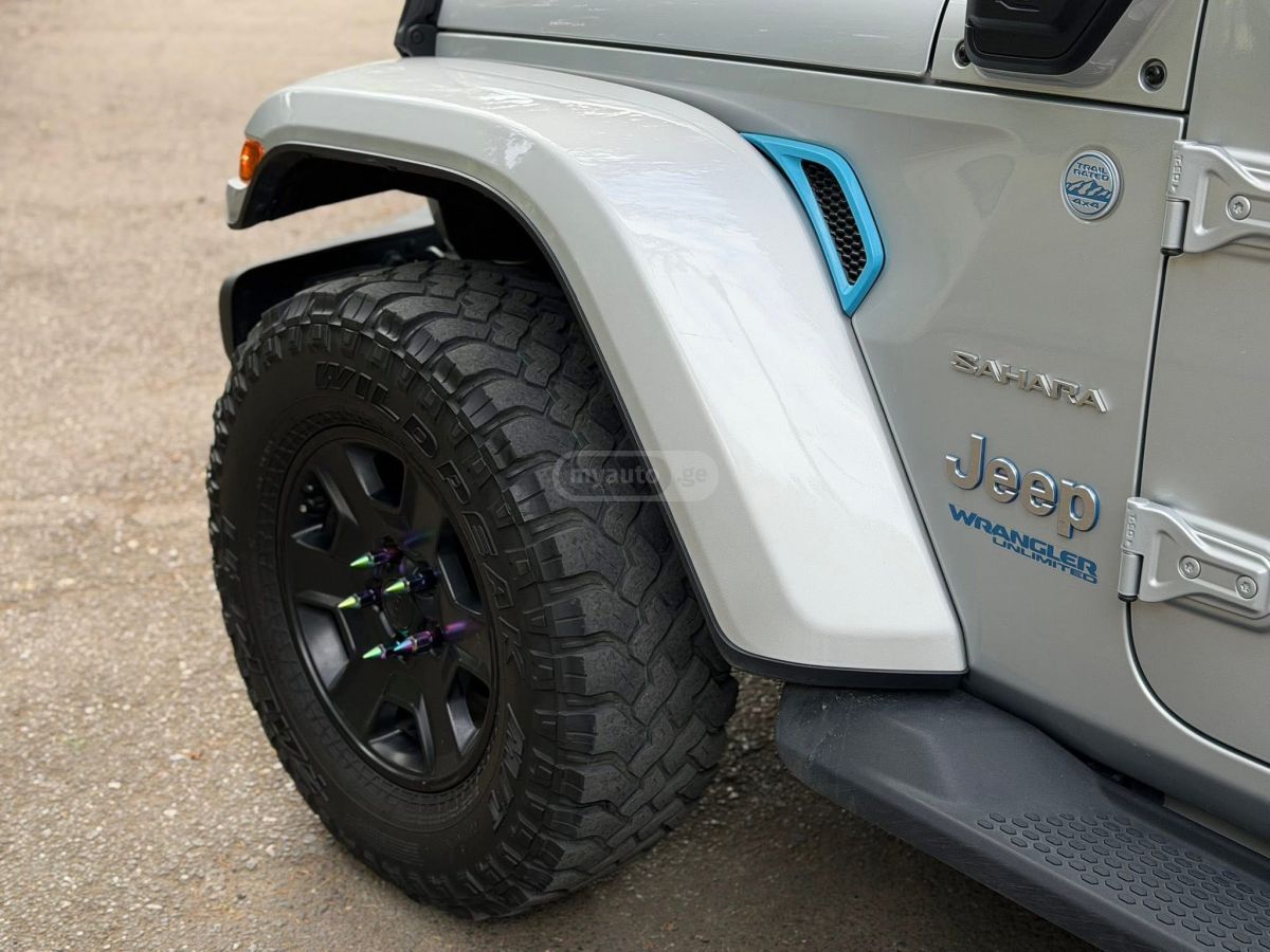Jeep Wrangler - фото 6
