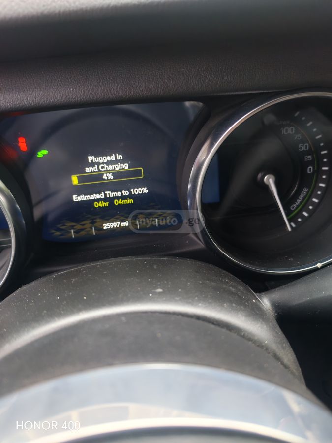 Jeep Wrangler - фото 4