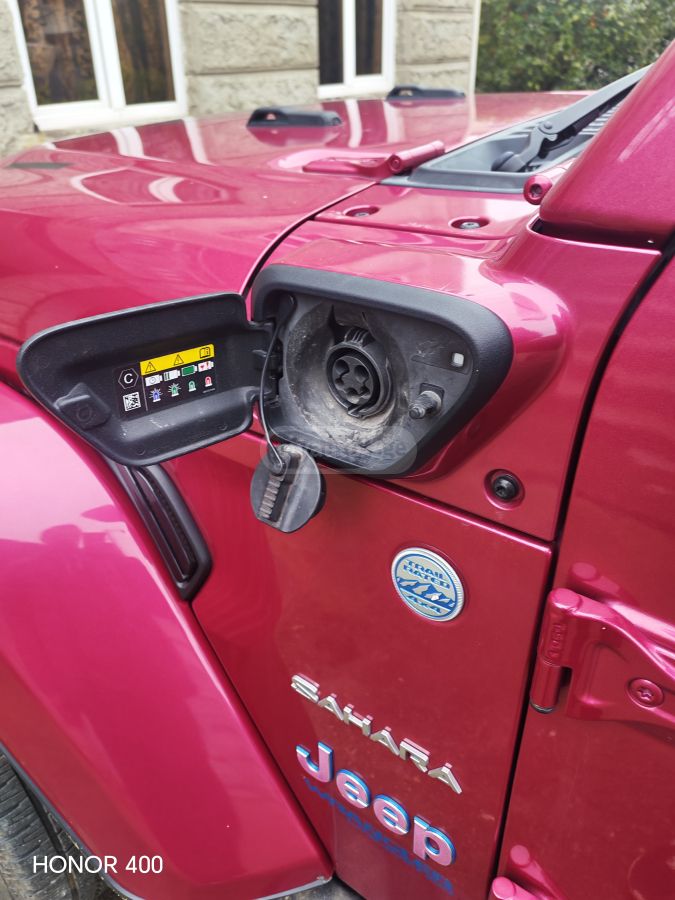 Jeep Wrangler - фото 7