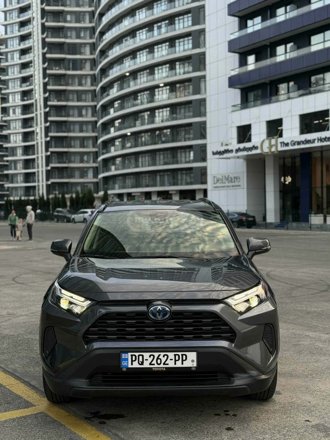 Toyota Rav 4 - фото 3