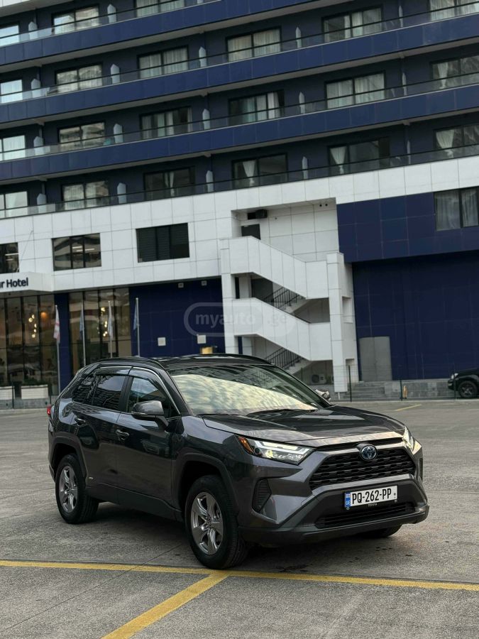 Toyota Rav 4 - фото 4