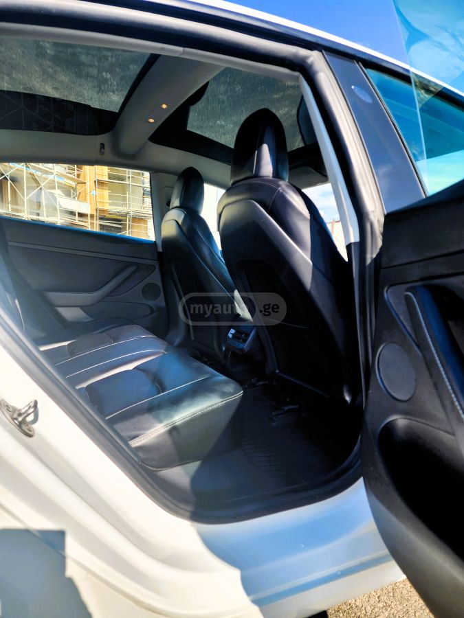 Tesla Dual Motor, Long Range — миниатюра 13