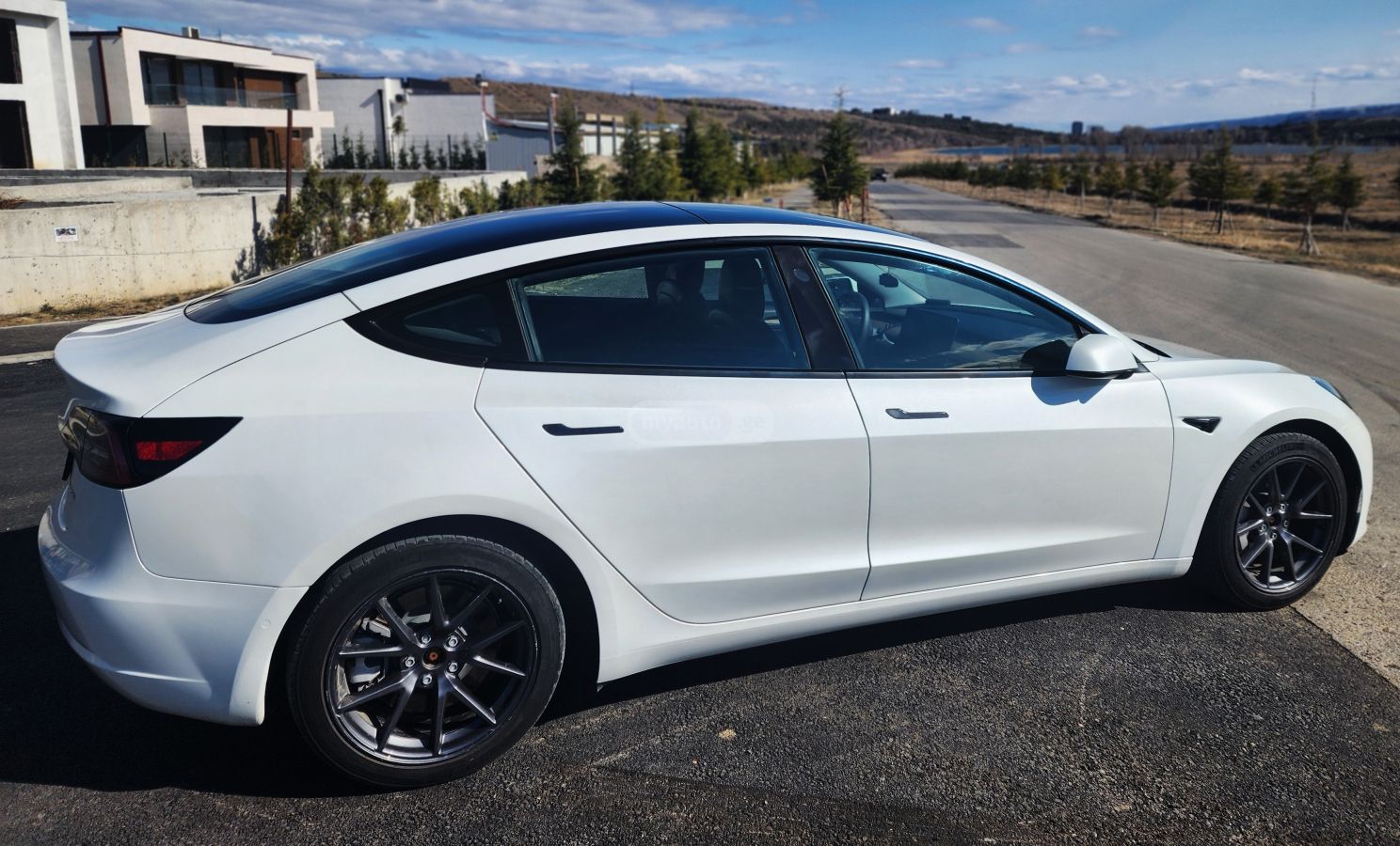 Tesla Dual Motor, Long Range — миниатюра 4