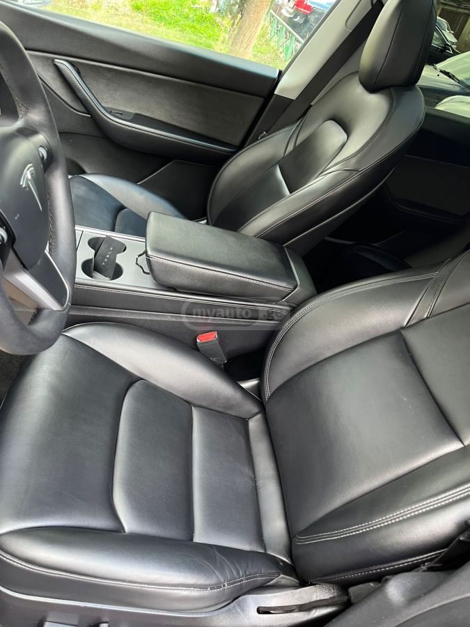 Tesla Model Y - фото 11