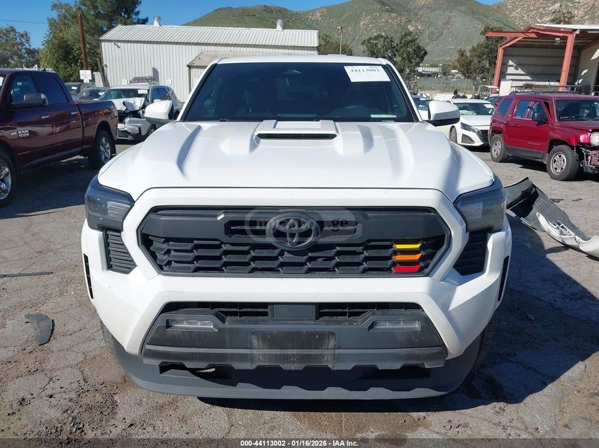 Toyota Tacoma Trd Sport 2024 — миниатюра 11