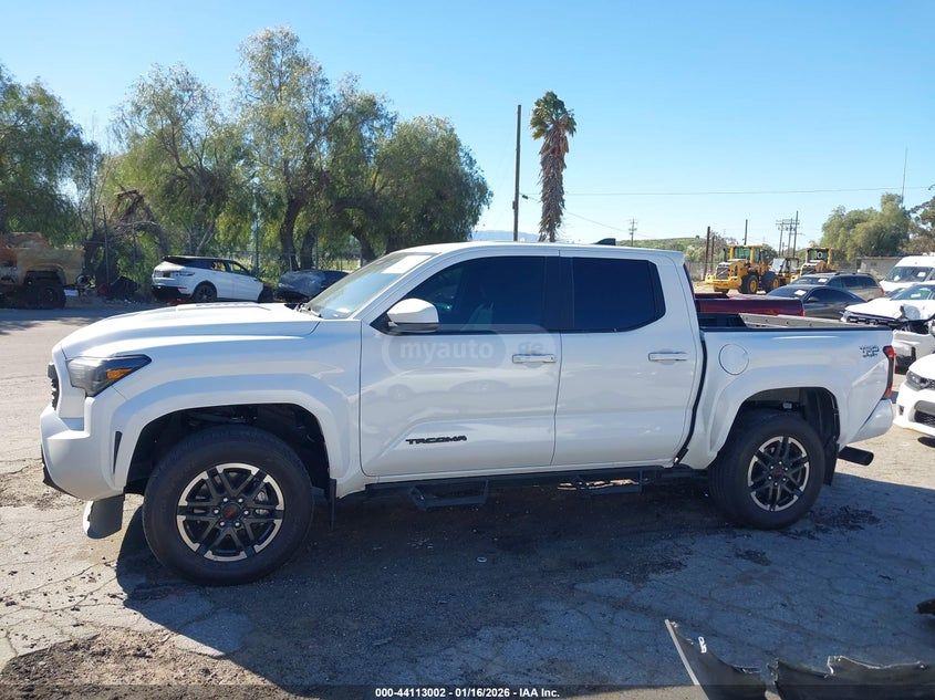 Toyota Tacoma Trd Sport 2024 — миниатюра 13