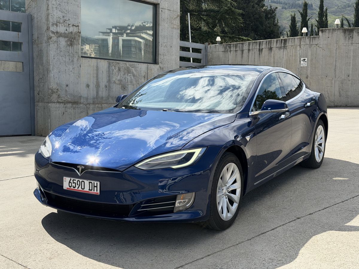 Tesla Model S - фото 3