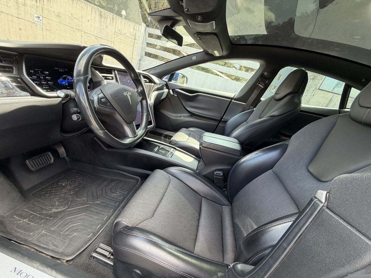 Tesla Model S - фото 5