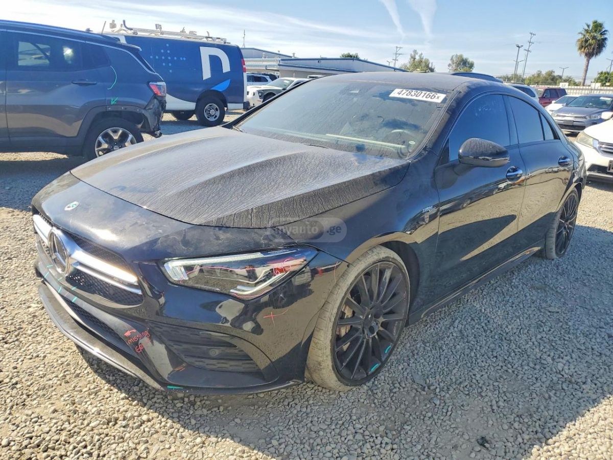 Mercedes-Benz CLA 45 AMG - фото 1