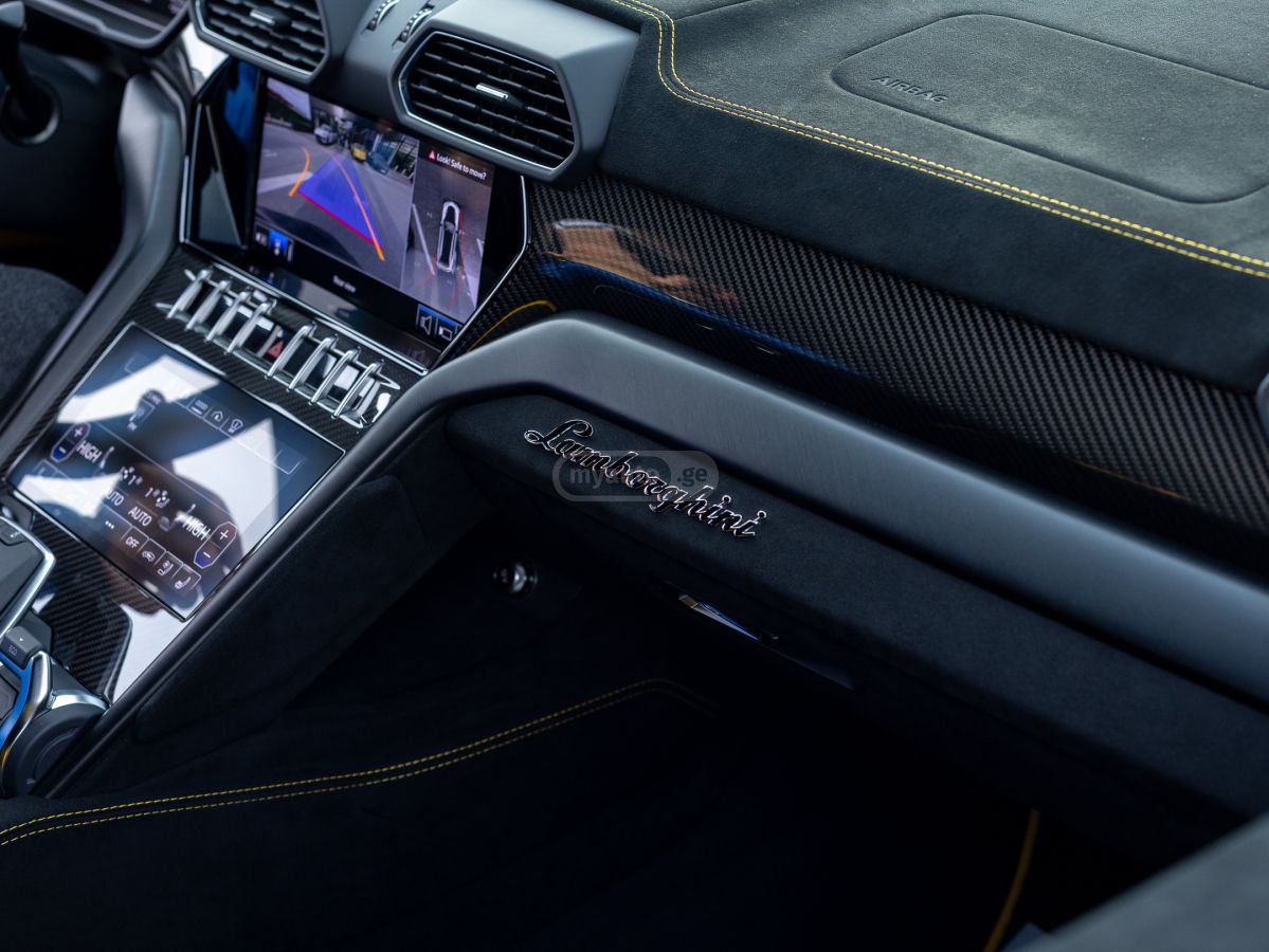 Lamborghini Urus Performante 2025 — миниатюра 13