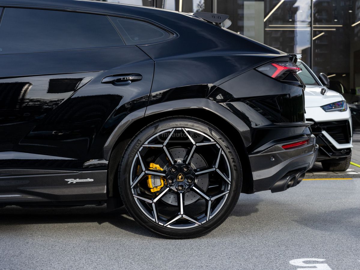 Lamborghini Urus Performante 2025 — миниатюра 4