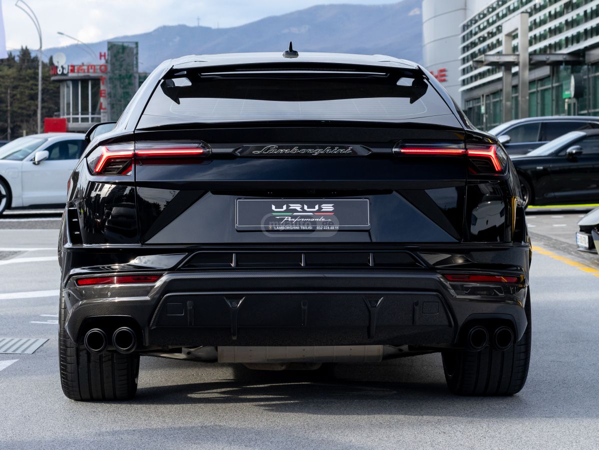 Lamborghini Urus Performante 2025 — миниатюра 5