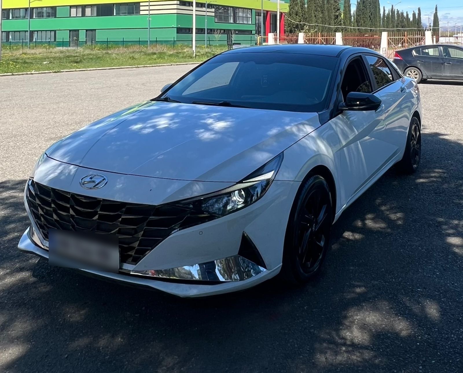 Hyundai Elantra - фото 4