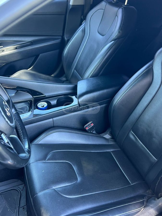 Hyundai Elantra - фото 7