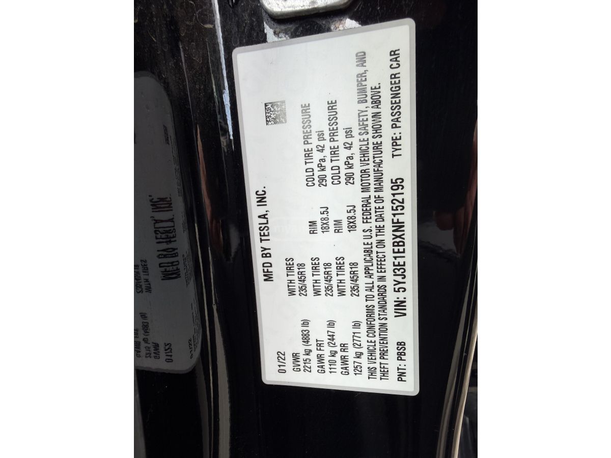 Tesla Model 3 - фото 13