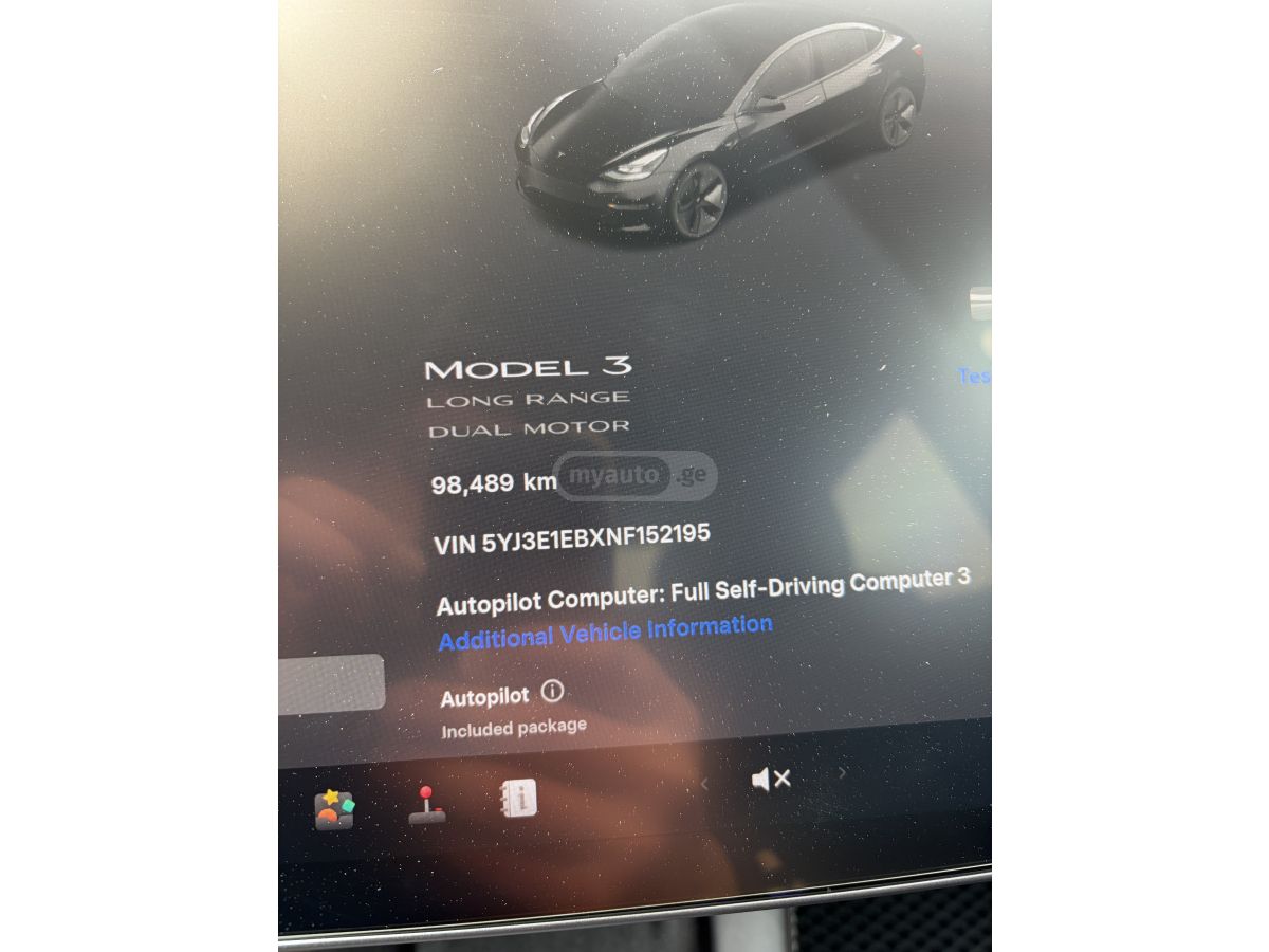 Tesla Model 3 - фото 14