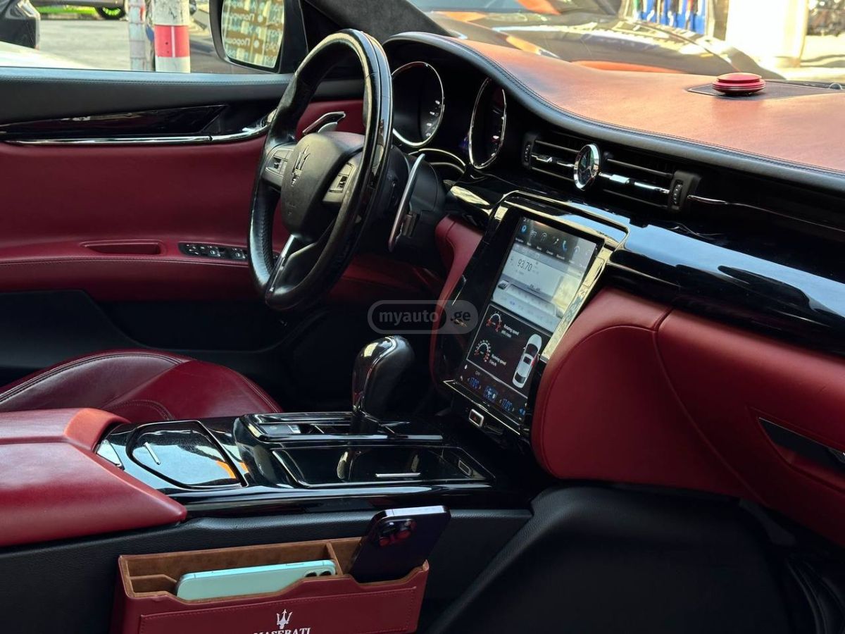 Maserati Quattroporte - фото 14