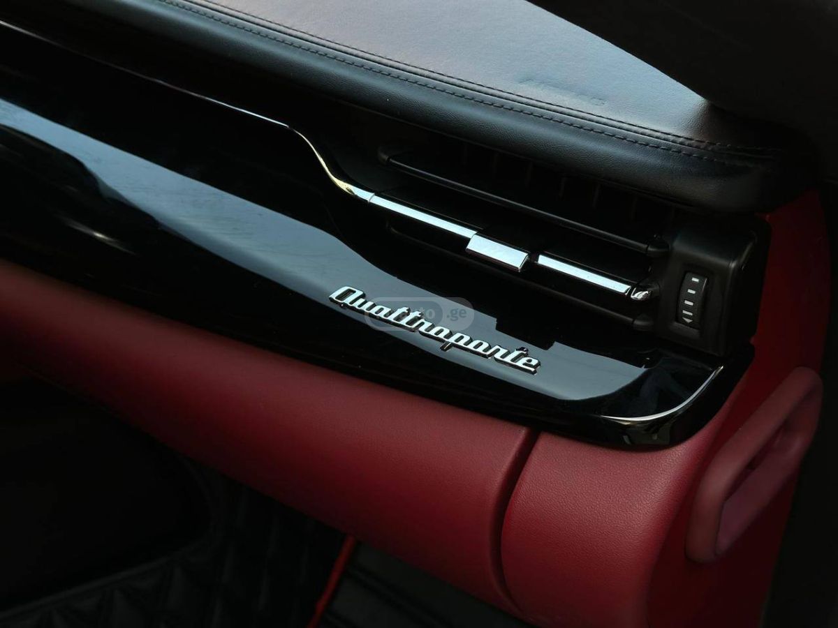 Maserati Quattroporte - фото 3