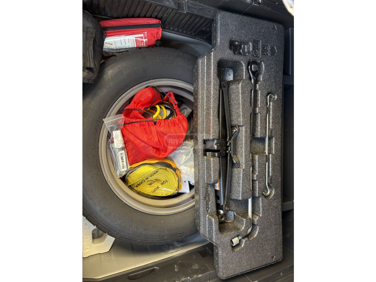 Toyota Venza - фото 11