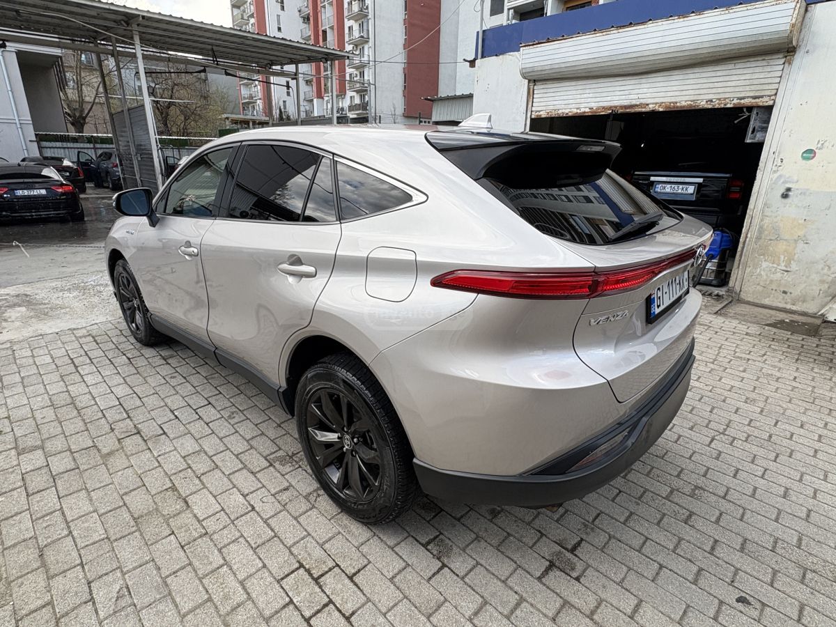 Toyota Venza - фото 4