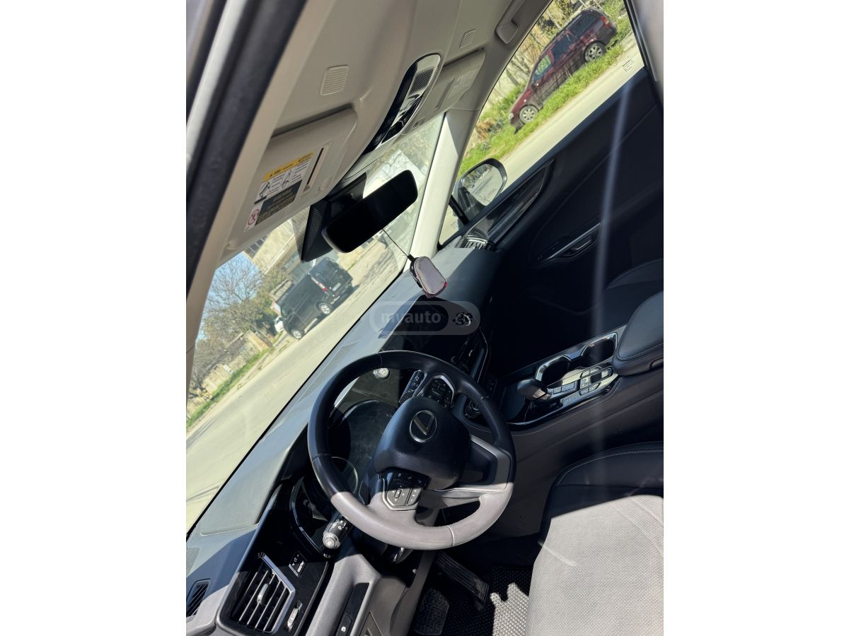 Lexus nx250 - фото 4
