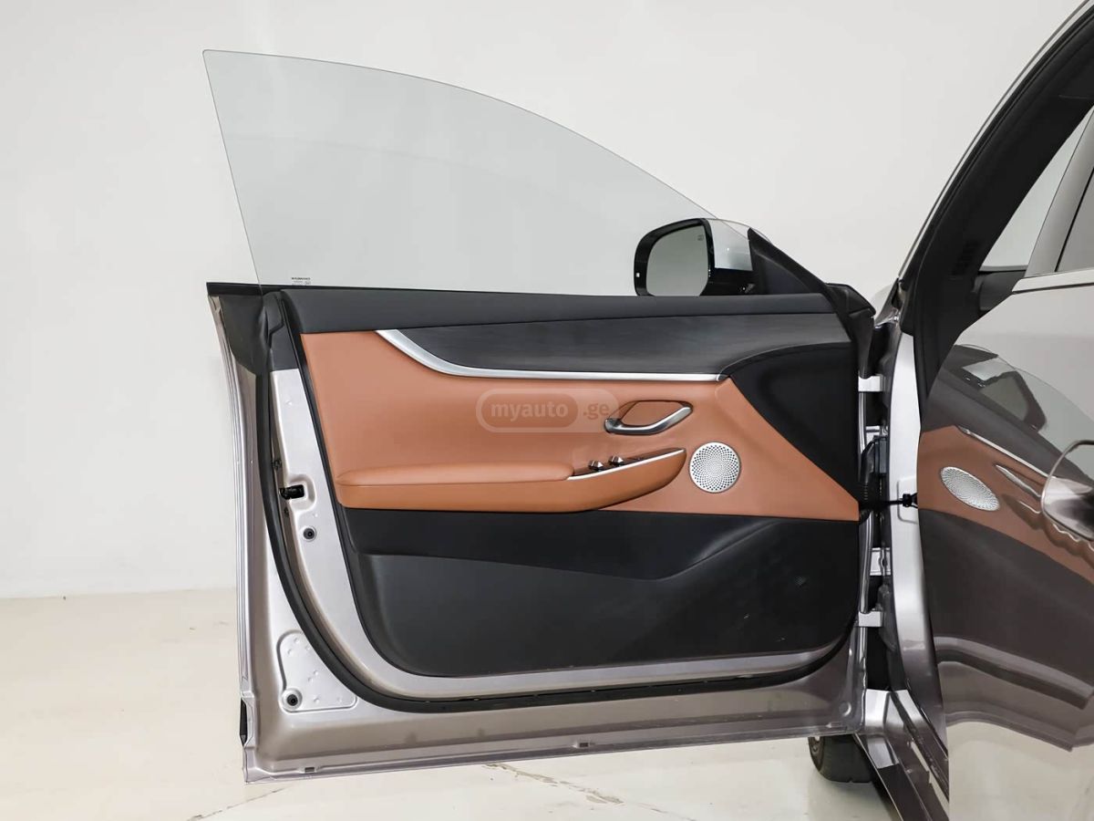 Changan 730km Flagship model — миниатюра 12