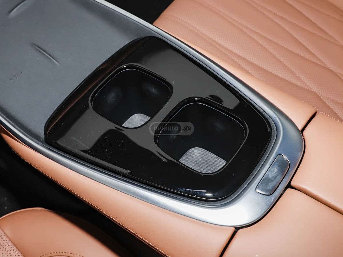 Changan 730km Flagship model — миниатюра 14