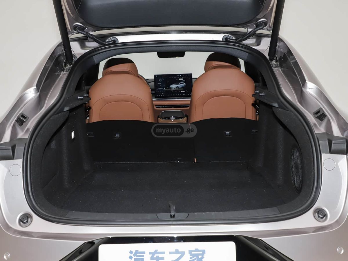 Changan 730km Flagship model — миниатюра 6