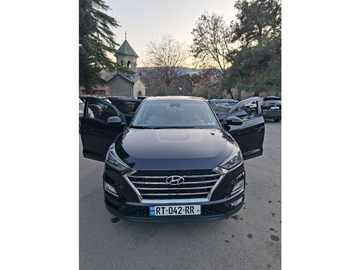 Hyundai Tucson - фото 1