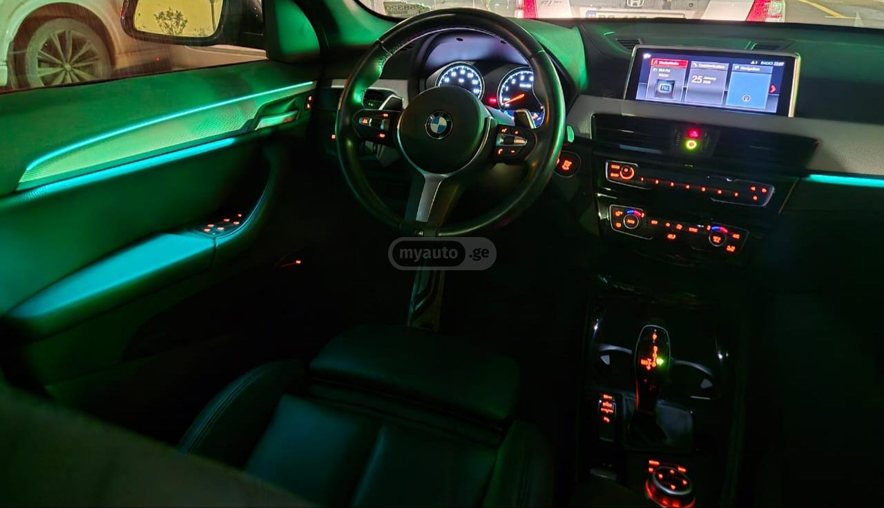 BMW sDrive28i 4dr Front-Wheel Driv — миниатюра 11