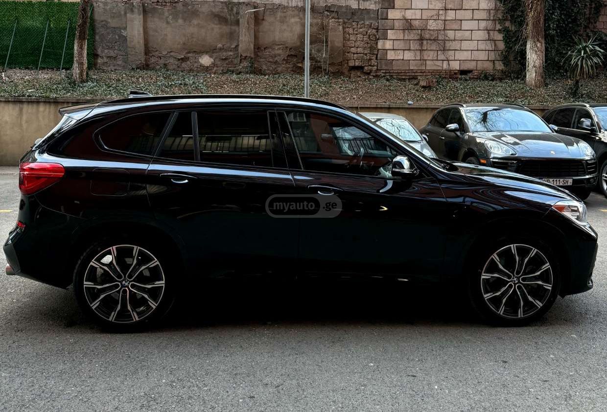 BMW sDrive28i 4dr Front-Wheel Driv — миниатюра 6