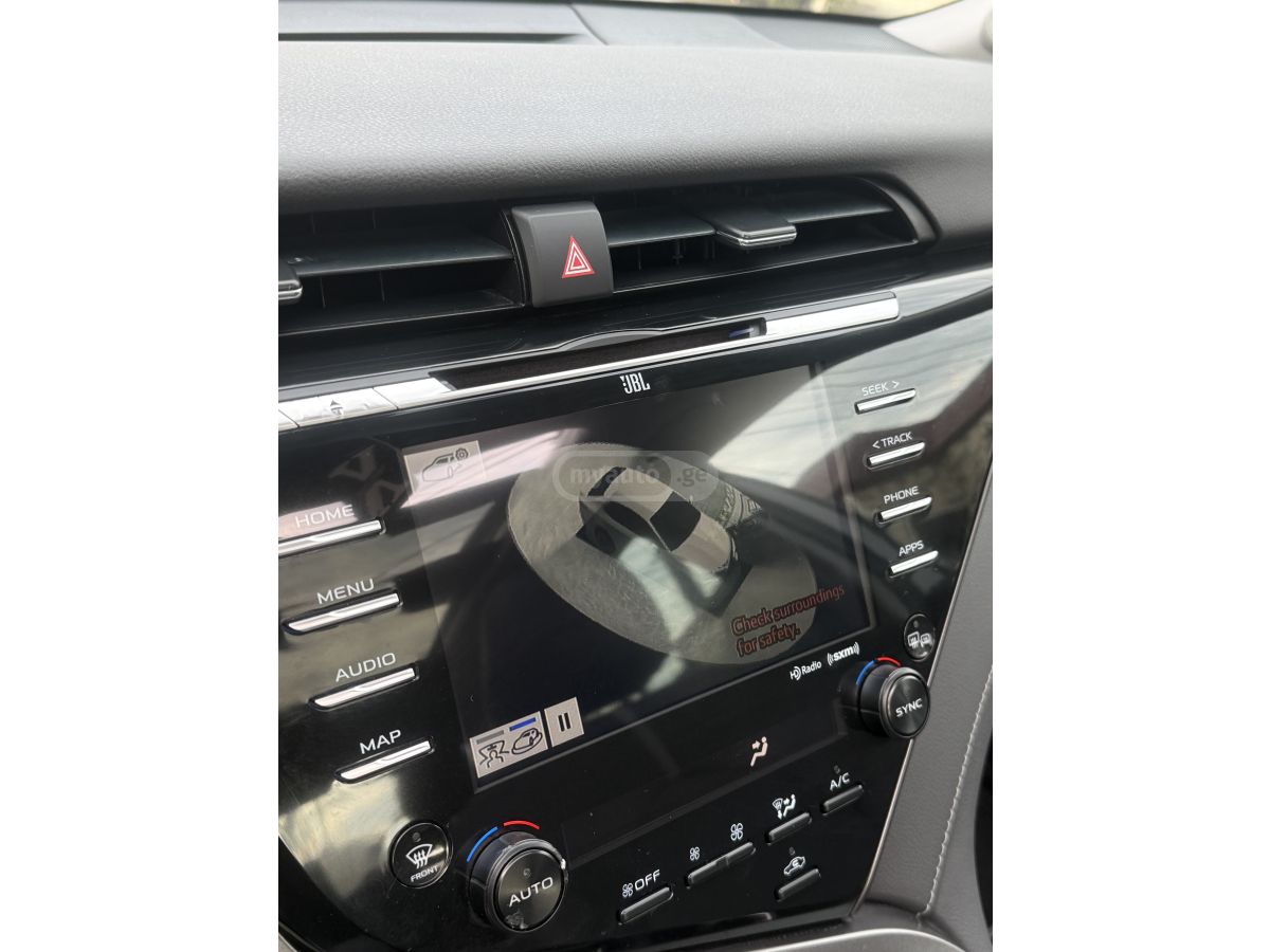 Toyota Camry - фото 15