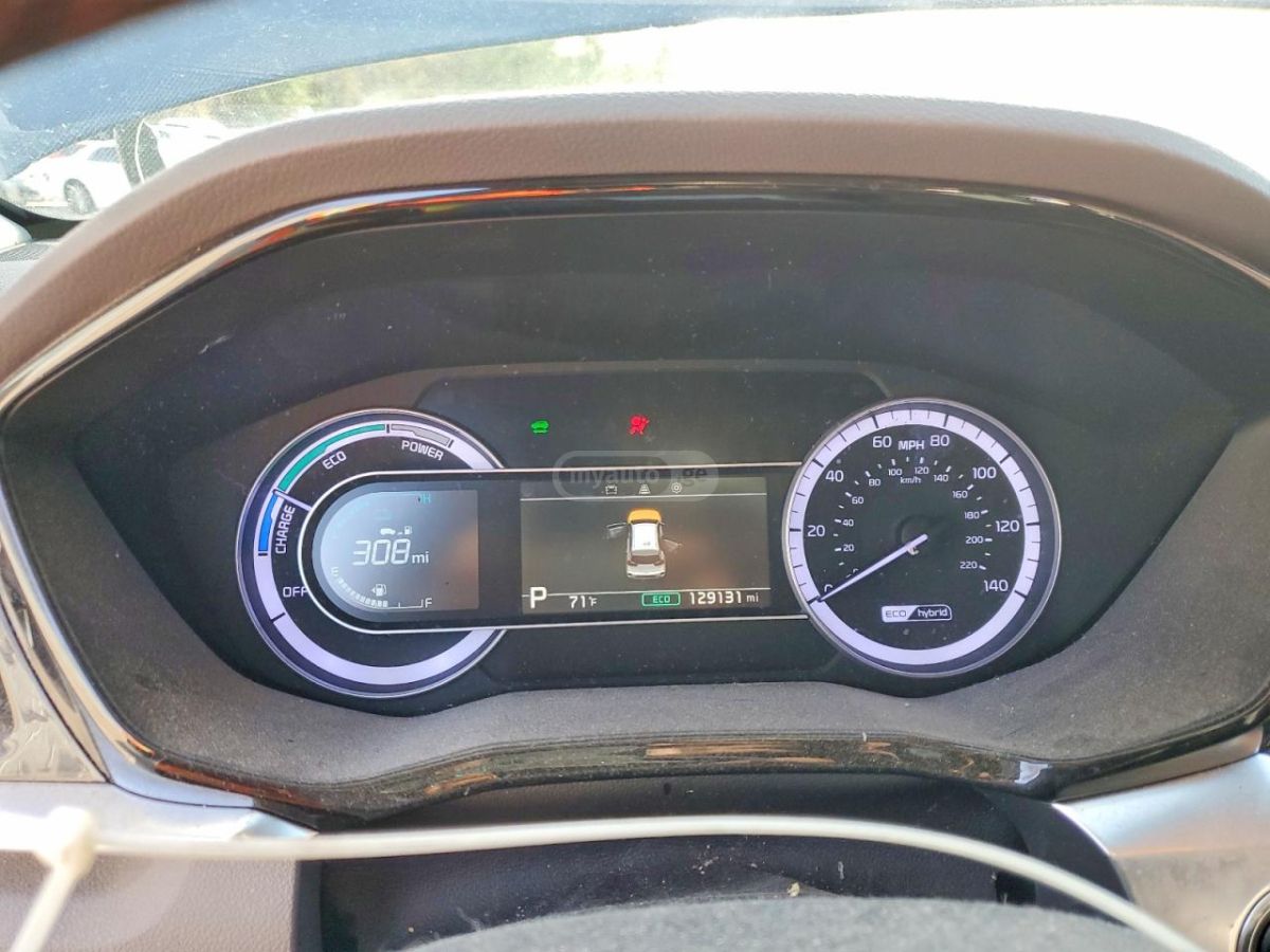 Kia Niro - фото 9