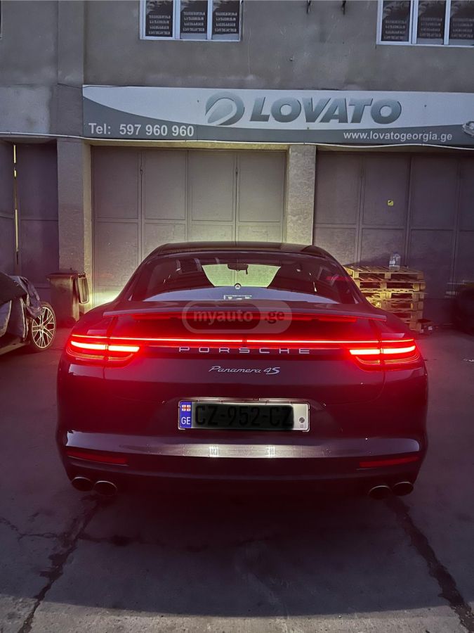 Porsche Panamera - фото 5