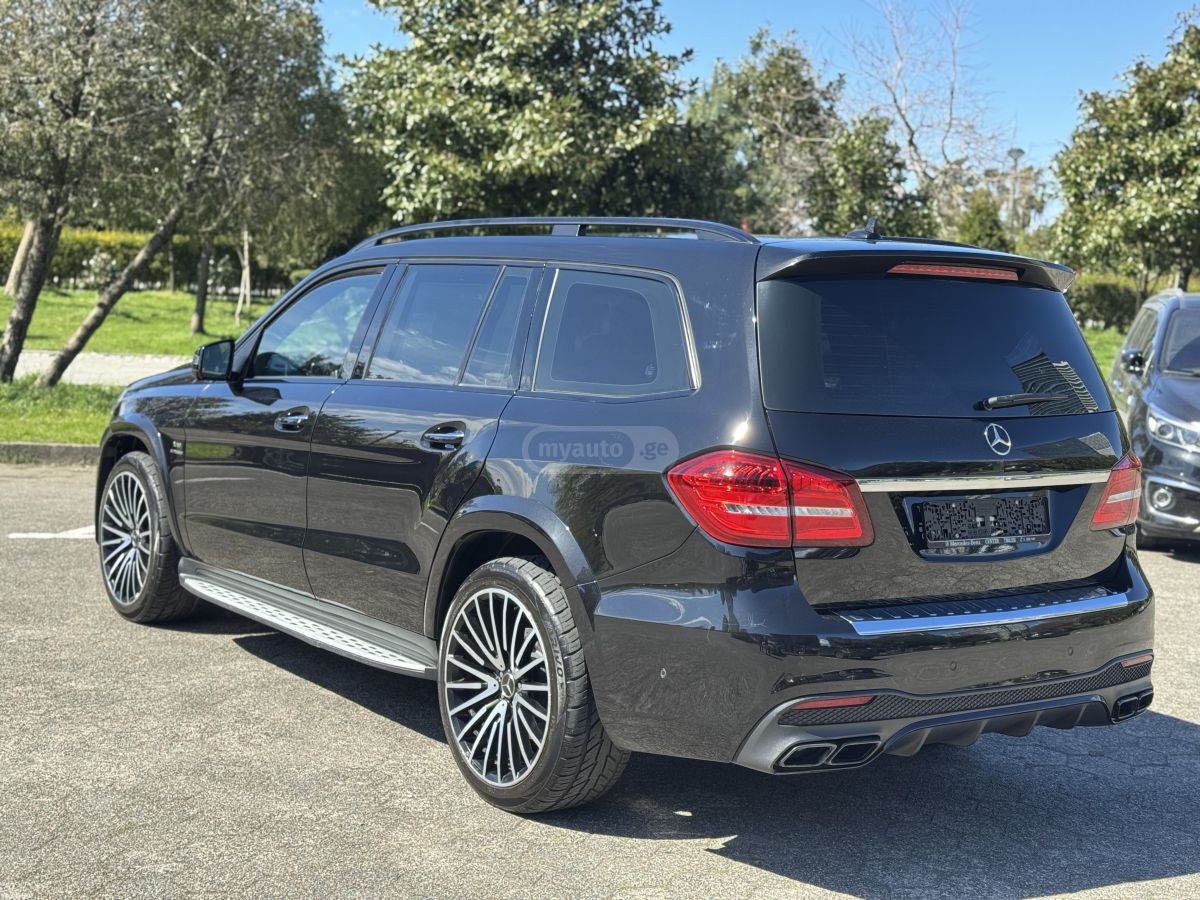 Mercedes-Benz GLS 63 AMG - фото 4