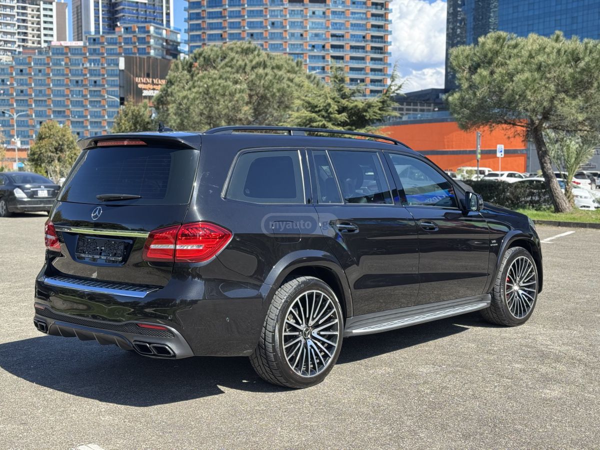 Mercedes-Benz GLS 63 AMG - фото 5