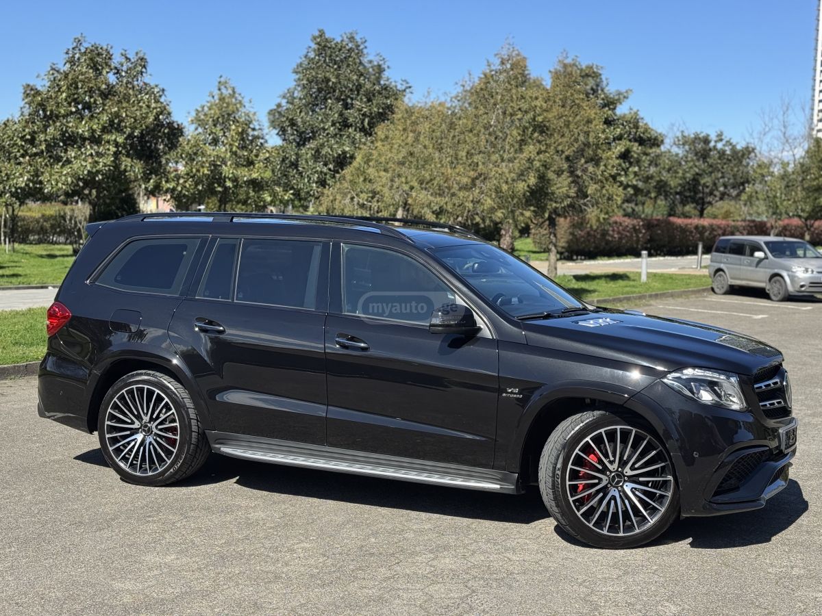 Mercedes-Benz GLS 63 AMG - фото 8
