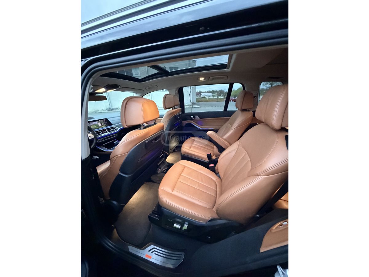 BMW X7 - фото 9