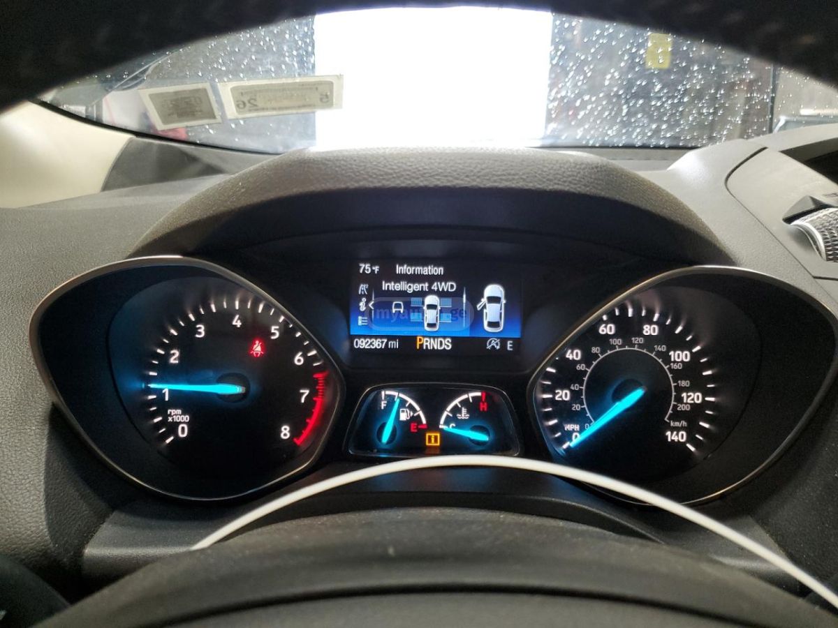 Ford Escape - фото 8