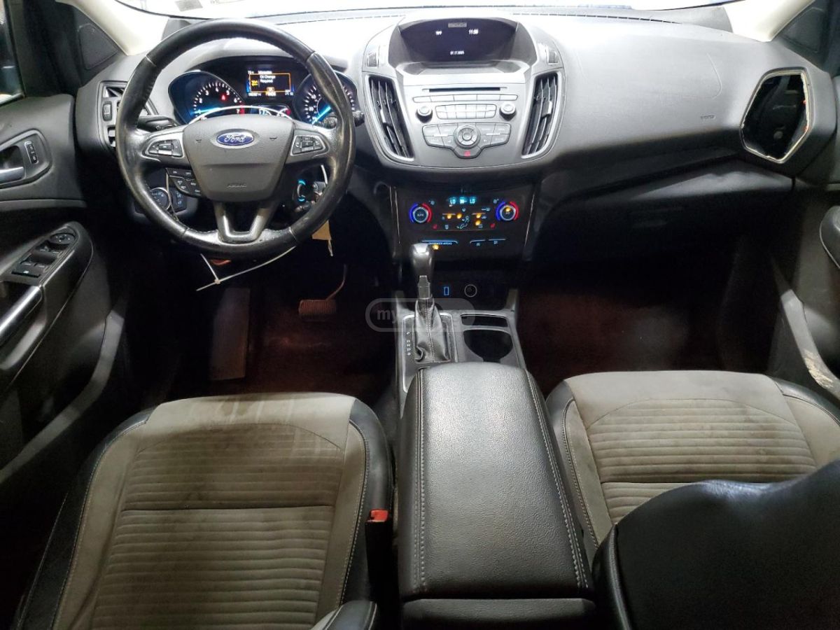 Ford Escape - фото 9