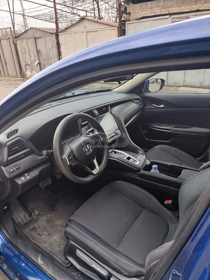 Honda Insight - фото 11