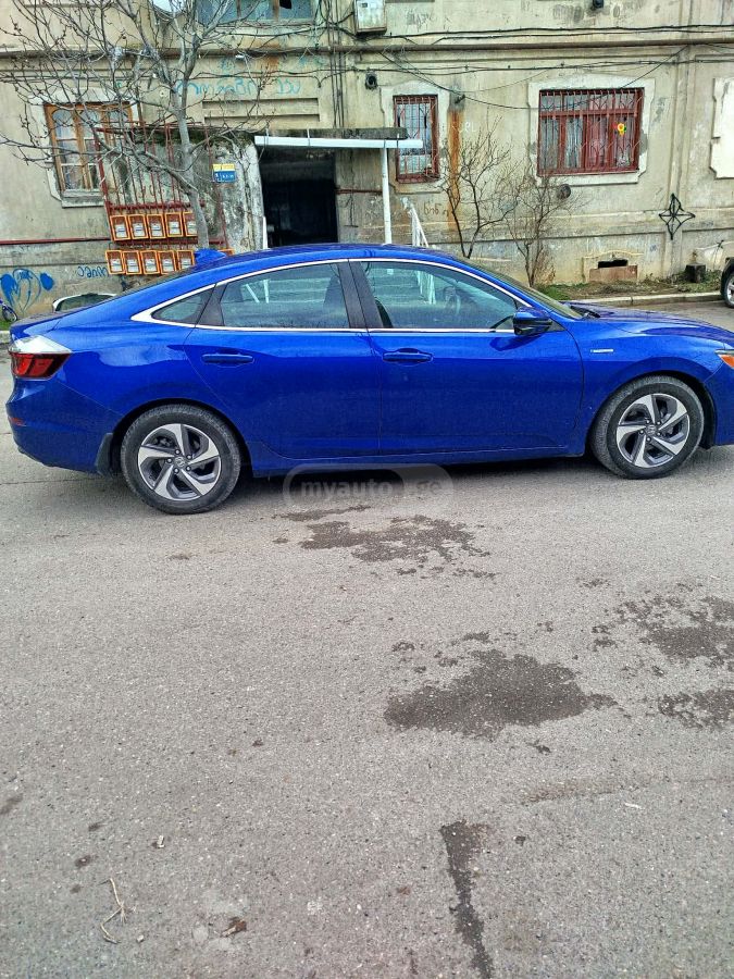 Honda Insight - фото 3