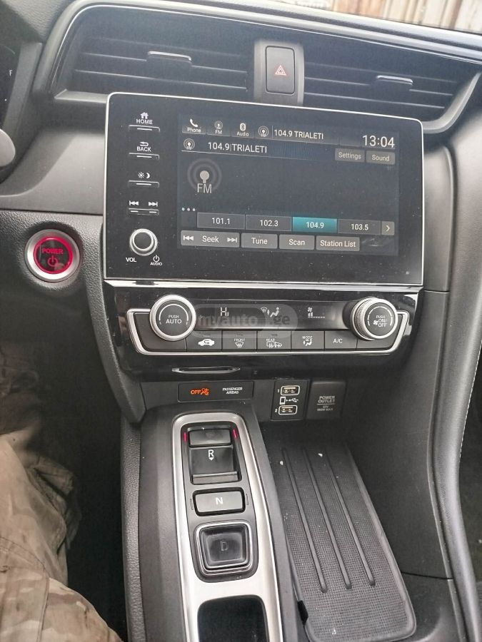 Honda Insight - фото 9