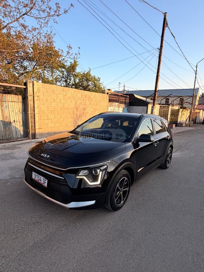 Kia Niro - фото 1