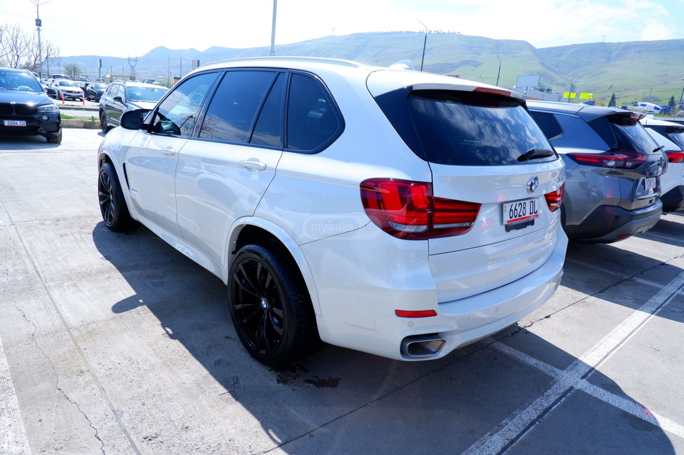 BMW X5 - фото 6