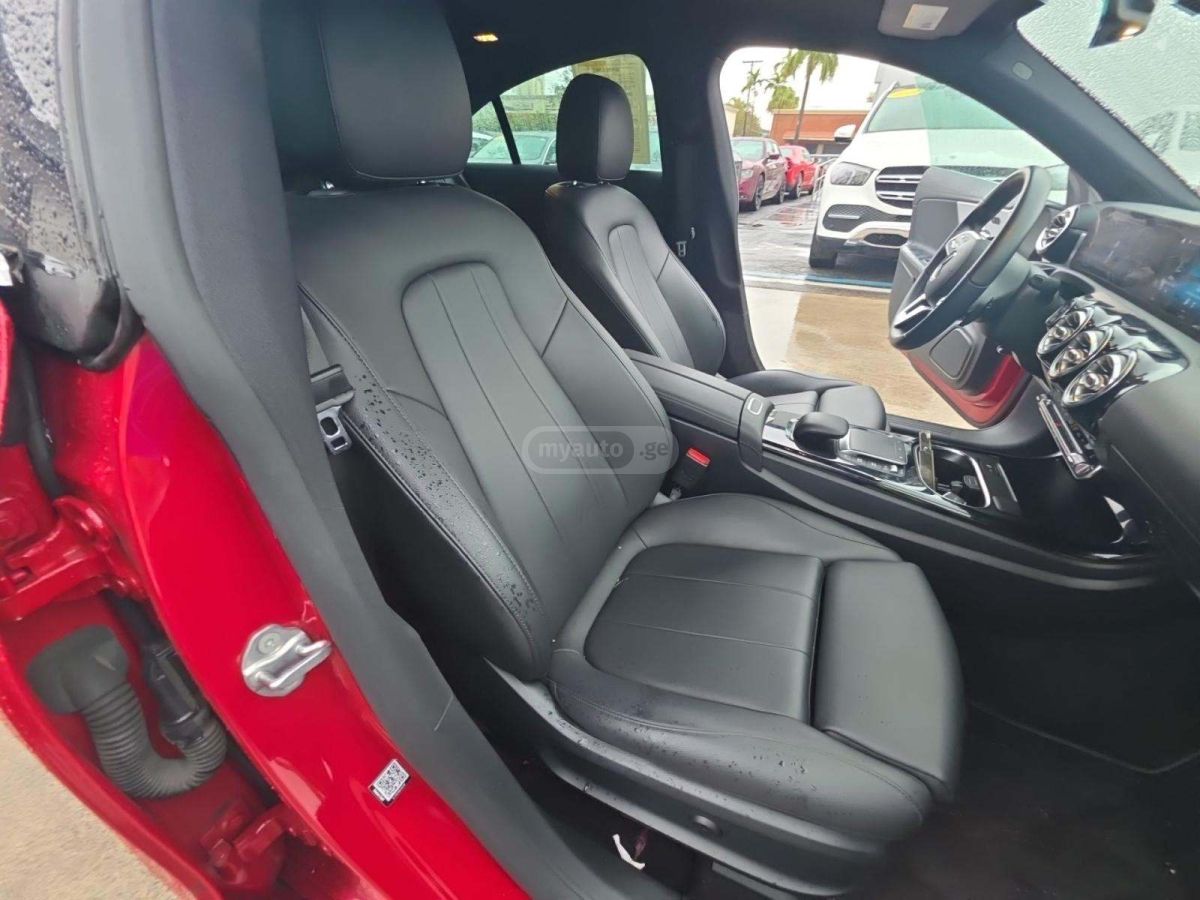 Mercedes-Benz CLA 250 - фото 6