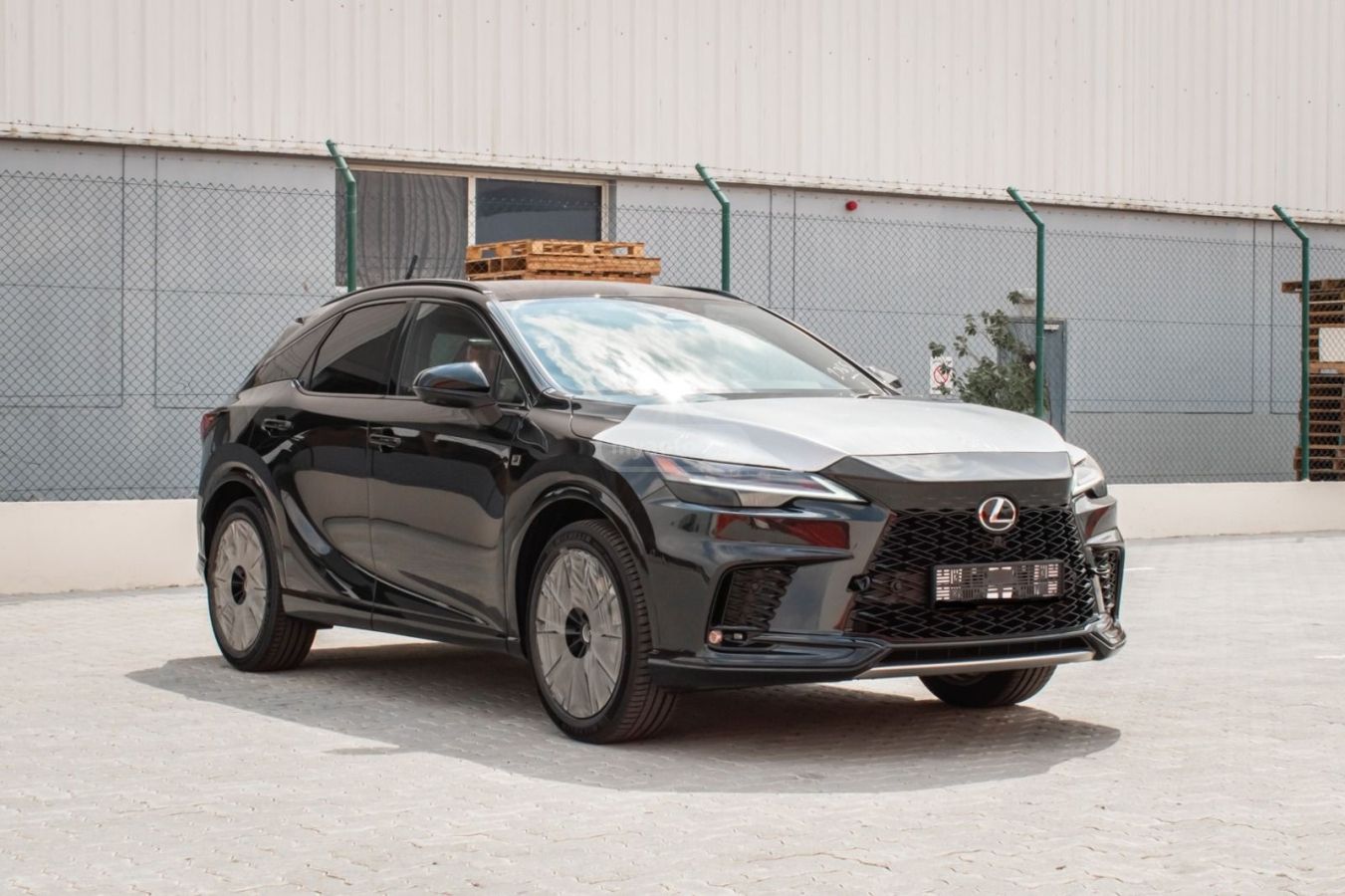 Lexus RX 500 - фото 1