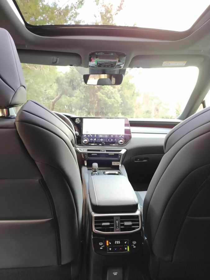 Lexus RX 500 - фото 6