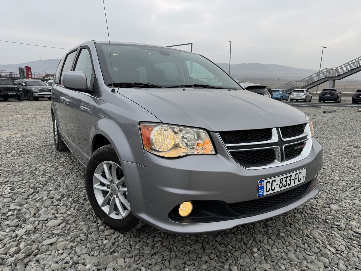 Dodge Caravan - фото 1